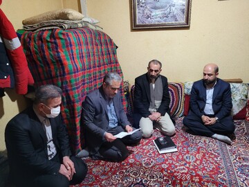 حضور رئیس‌کل دادگستری استان قزوین در منزل خانواده زندانیان