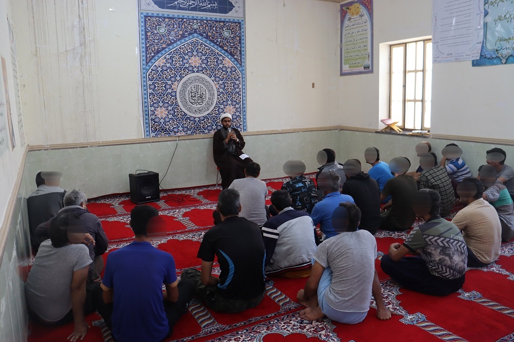 برگزاری مراسم ولادت جوان کربلا حضرت علی اکبر(ع)در اردوگاه حرفه آموزی و کاردرمانی بوشهر