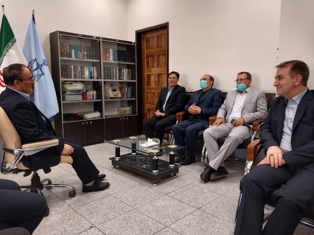 دیدار نوروزی مدیر کل زندانهای آذربایجان شرقی با مقامات ارشد قضایی استان 