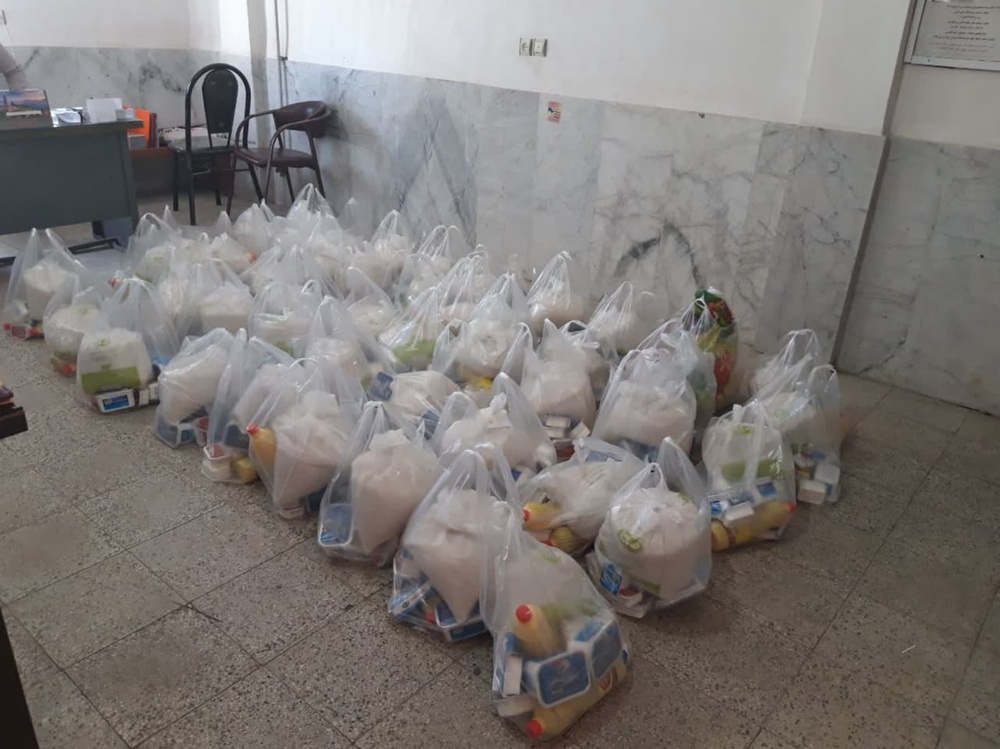 اهدای بسته‌های معیشتی ماه مبارک رمضان به خانواده مددجویان گنبدی