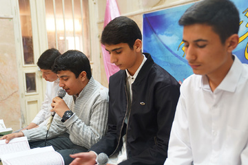 قاریان نوجوان برای نوجوانان کانون اصلاح و تربیت قم قرآن تلاوت کردند