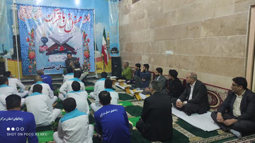 برگزاری محفل انس با قرآن در زندان خمین