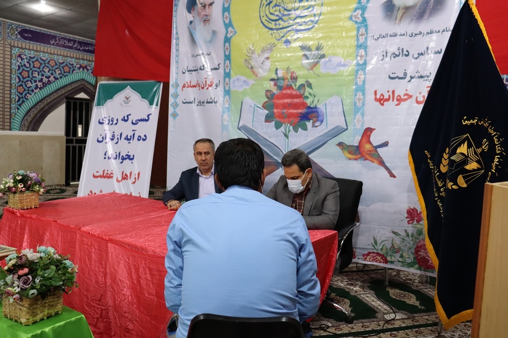 بازدید وملاقات چهره به چهره مدیرکل زندان های استان با زندانیان زندان مرکزی بوشهر