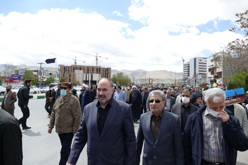 حضور مدیرکل و کارکنان زندان‌های استان مرکزی در راهپیمایی باشکوه روز قدس 