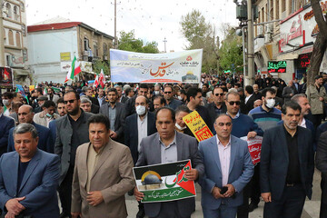 حماسه حضور کارکنان اداره کل و زندان‌های استان کرمانشاه در راهپیمایی باشکوه روز قدس