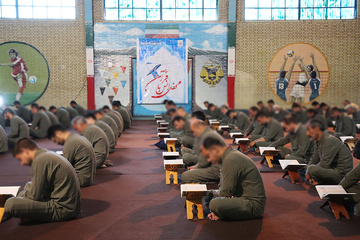 برگزاری محفل انس با قرآن در ندامتگاه کرج