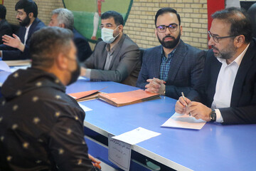 دیدار رئیس‌کل دادگستری و مقامات قضایی البرز با زندانیان ندامتگاه کرج