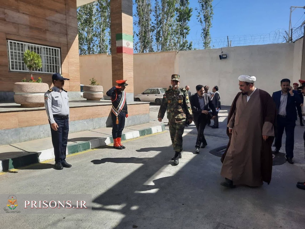 حضور سرتیپ طبرخونی و مسئولین لشکر 64 ارومیه در بازداشتگاه مرکزی 