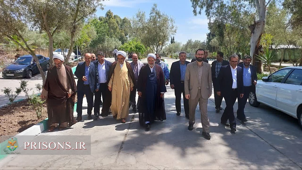 حضور معاون قوه قضاییه در ندامتگاه محکومین مواد مخدر استان مازندران