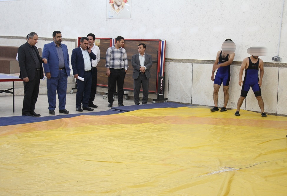 بازدید مدیر کل زندانهای استان از تمرینات تیم کشتی آزاد مددجویان زندان مرکزی بوشهر 
