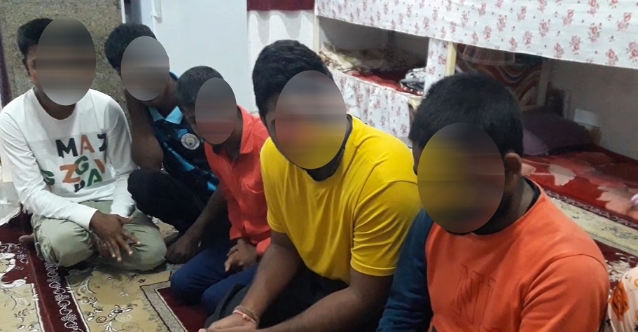 نشست مدیرکل زندان‌های استان بوشهر با مددجویان تبعه زندانی کشورهای هند و بنگلادش