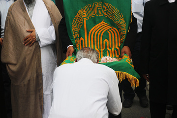 تموج پرچم سبز رضوی در ندامتگاه فردیس