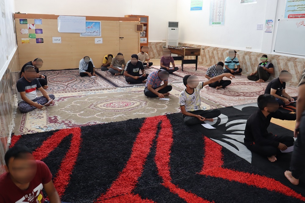 مسابقه کتابخوانی در اردوگاه حرفه آموزی و کار درمانی استان بوشهر برگزار شد
