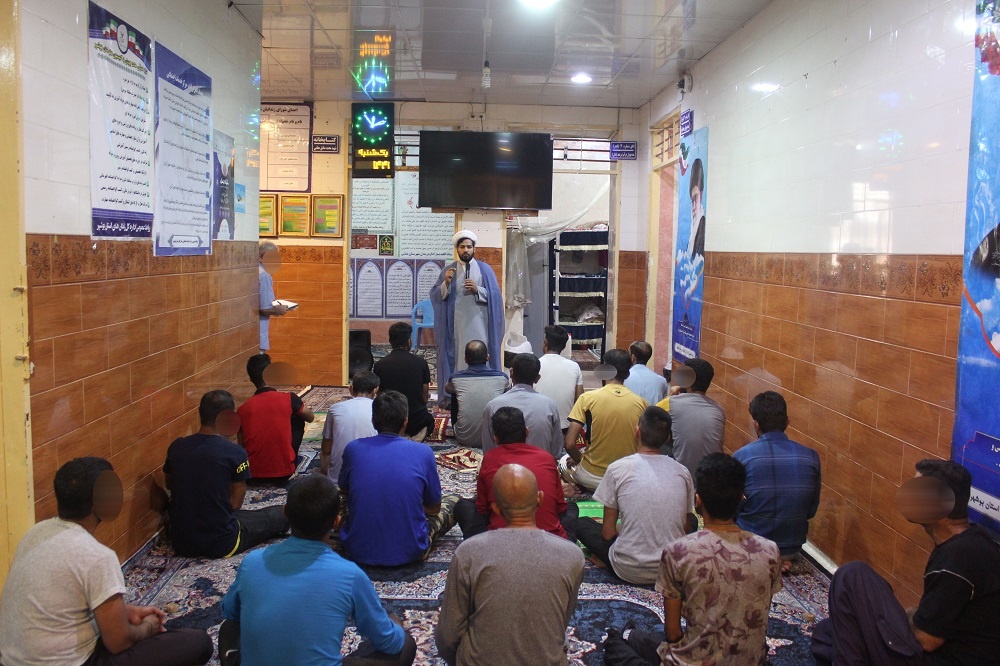 برگزاری دوره ارزیابی صحیح خوانی نماز در زندان دشتی 