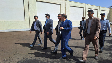 تصاویر ؟بازدید مدیران ستادی سازمان زندان‌ها از زندان سما و شماره 2 یزد