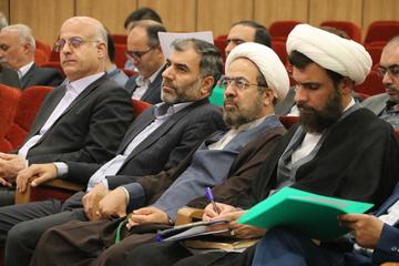 گرامیداشت روز «نسیم مهر» در حسینیه اعظم زنجان