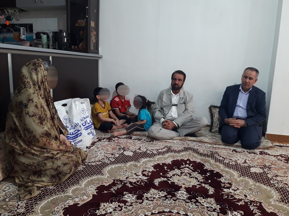 سرکشی و دیدار مدیرکل زندان‌های استان بوشهر از خانواده‌های زندانیان نیازمند