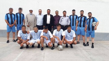  یک دوره مسابقات فوتسال ویژه مددجویان در زندان رودبار برگزار شد 