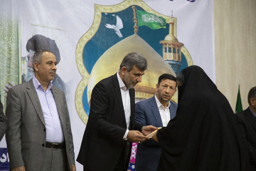 خیران ونیکوکاران بوشهری به یاری خانواده های زندانیان نیازمند شتافتند.