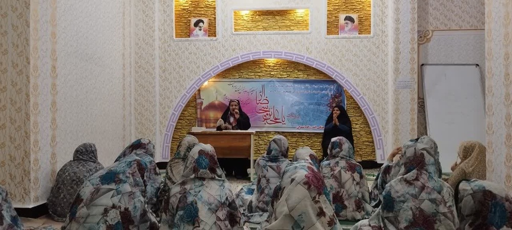 جشن میلاد امام مهربانی در اندرزگاه زنان یاسوج

