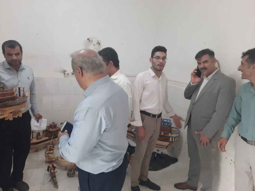 بازدید کارشناسان اشتغال از اردوگاه حرفه آموزی و کار درمانی استان بوشهر