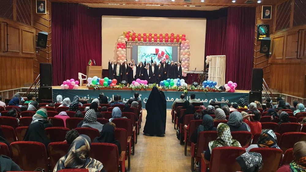جشن «نسیم مهر» در قزوین برگزار شد