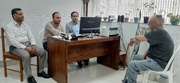 مستشار محاکم دادگاه تجدیدنظر با زندانیان زندان مرکزی رشت ملاقات کرد