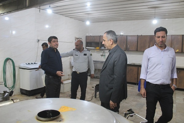 بازدید شبانه مدیر کل زندان های استان بوشهر از زندان دشتی