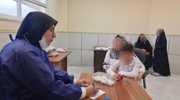 اقدام خیرخواهانه گروه بسیج جامعه پزشکی شهید شعبانی در درمان ۲٠٠ خانواده زندانی در شیراز
