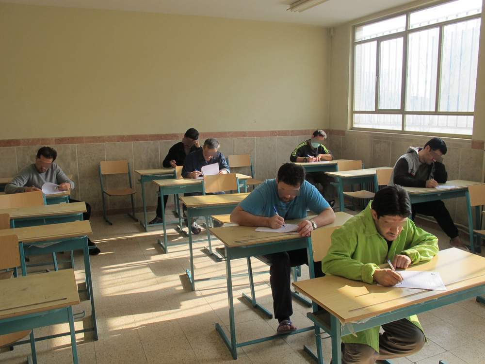 54 نفر از مددجویان زندان رجایی‌شهر در امتحانات پایان ترم تحصیلی شرکت کردند