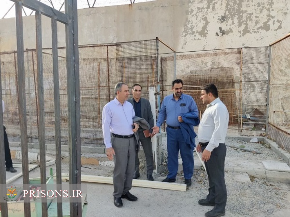 بازدید سرزده مدیرکل زندان‌های بوشهر از طرح‌های عمرانی دردست اقدام زندان دشتستان