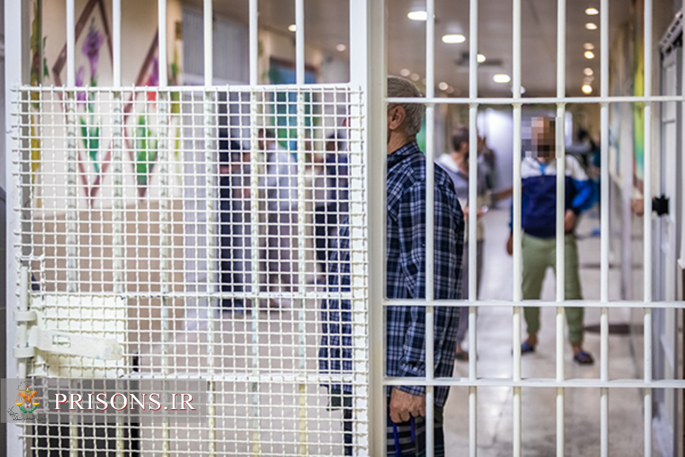 موشن‌گرافی| پنجره‌ای رو به آزادی با توسعه پابندهای الکترونیک برای زندانیان