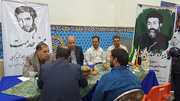 برپایی میز خدمت مدیرکل زندان‌های استان یزد در  مصلی نماز جمعه