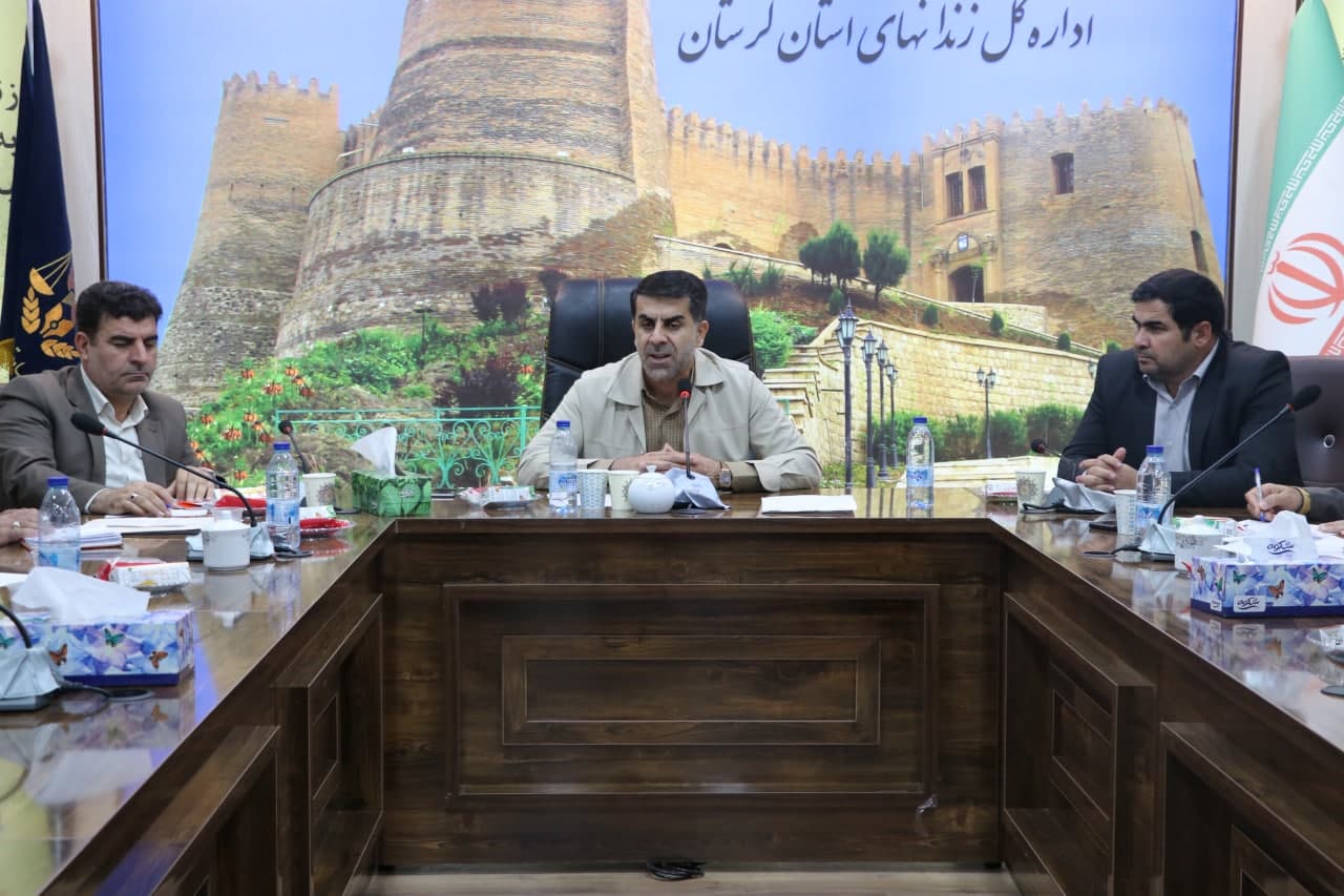 دیدار مدیر کل زندان های استان لرستان با اعضای انجمن N A 