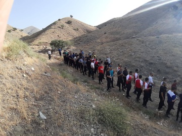 همایش کوهپیمایی کارکنان و سربازان اداره کل زندان‌های استان تهران به مناسبت گرامیداشت هفته قوه قضائیه