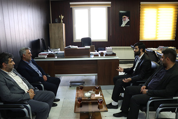 مدیر ندامتگاه کرج با مقامات قضایی استان دیدار کرد