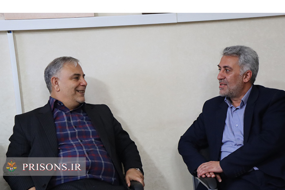 دیدار مدیر ندامتگاه کرج با مقامات قضایی استان