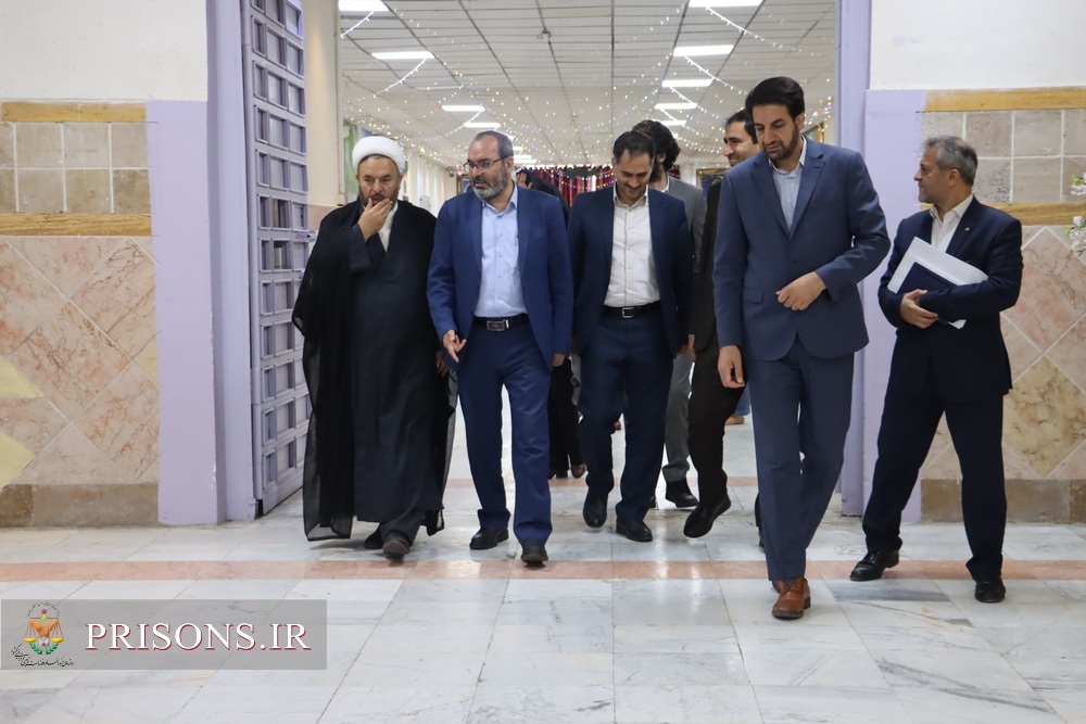 رئیس کل دادگاه‌های عمومی و انقلاب تهران از ندامتگاه زنان استان بازدید کرد