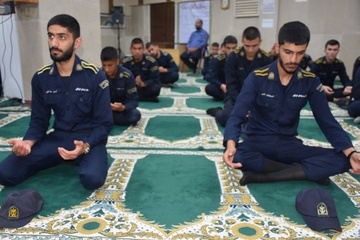 نوای دعای عرفه در زندان‌های گلستان طنین انداز شد