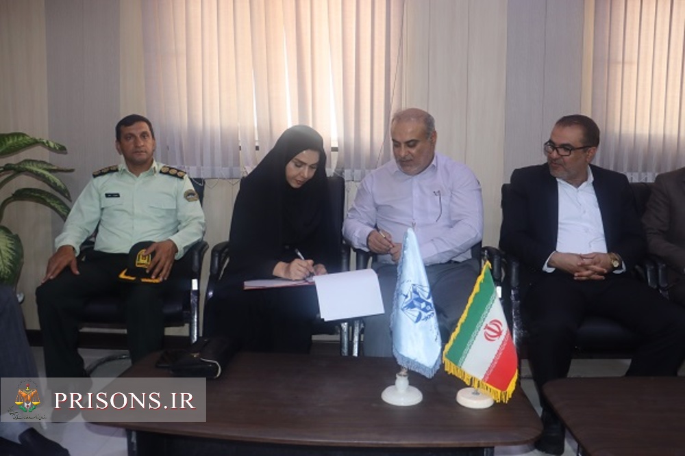 امضای تفاهم نامه همکاری شبکه بهداشت‌ودرمان و بهزیستی با اردوگاه حرفه آموزی استان بوشهر
