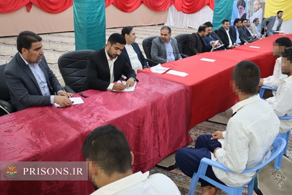برگزاری همایش قضات و مسئولین قضایی گناوه در زندان دشتستان