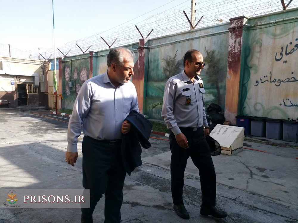 بازدید عصر جمعه فتحی مدیرکل زندانها از بازداشتگاه اشنویه 