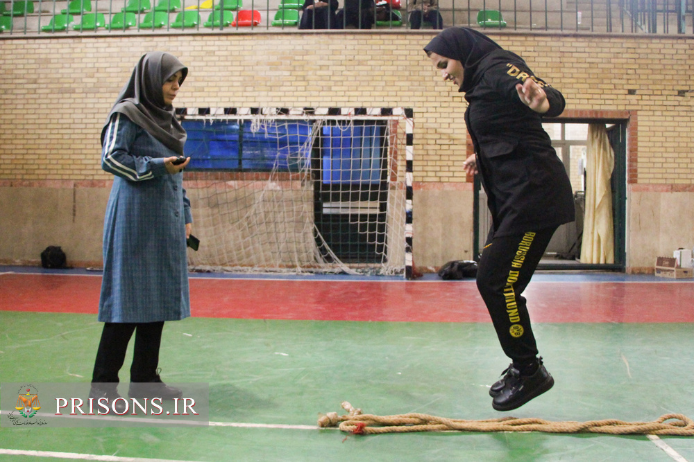 دومین المپیاد ورزشی کارکنان زن زندان‌های اردبیل آغاز شد