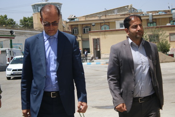 بازدید عید غدیر خم رئیس کل دادگستری استان آذربایجان غربی از اندرزگاه جوانان زندان ارومیه 