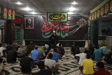 شور حسینی(ع) در شب اول محرم در زندان مرکزی بوشهر