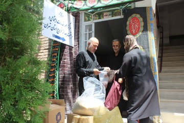 توزیع 500 بسته کمک معیشتی درمیان خانواده زندانیان نیازمند استان تهران