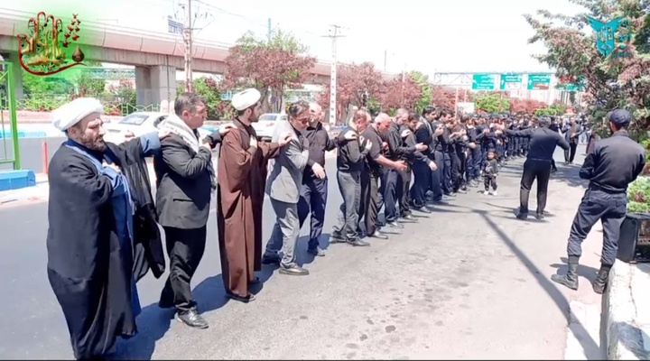 عزاداری خیابانی کارکنان و سربازان زندان مرکزی تبریز در روز تاسوعا