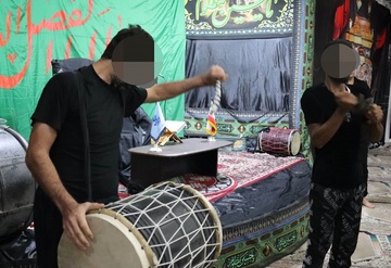 زندانیان زندان دشتستان در سوگ امام آزادگان در شب عاشورای حسینی یکپارچه عزا وماتم شد