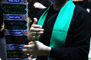 شور حسینی با حضور هیئت ابوافضل (ع) اکبرآباد یزد در زندان مرکزی