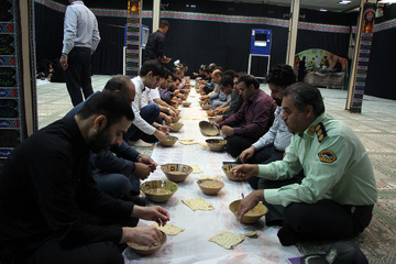 نشست صمیمی مدیرکل زندان‎های استان یزد با کارکنان